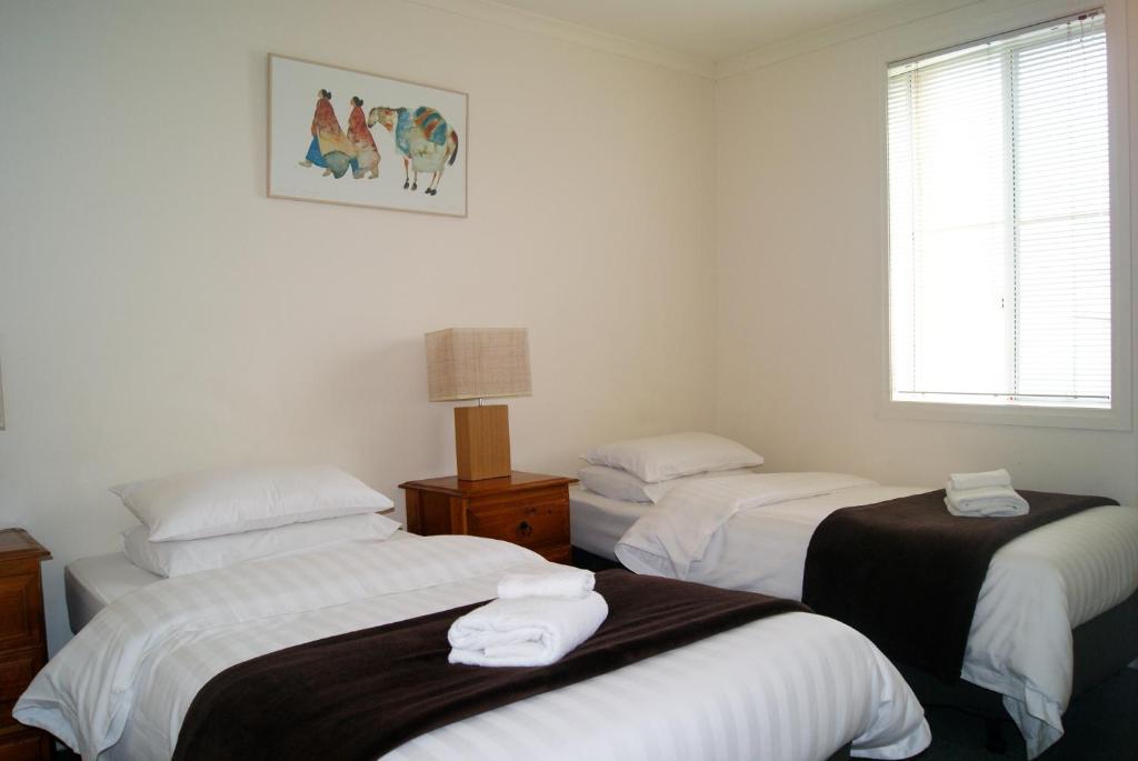 Moonee Valley Views Aparthotel เมลเบิร์น ภายนอก รูปภาพ