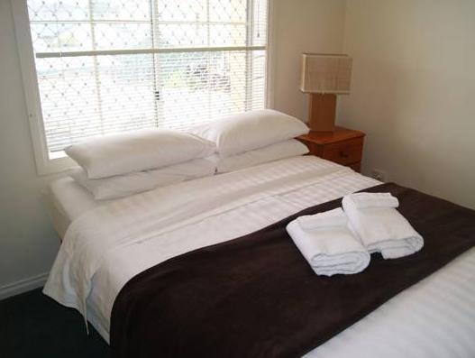 Moonee Valley Views Aparthotel เมลเบิร์น ภายนอก รูปภาพ